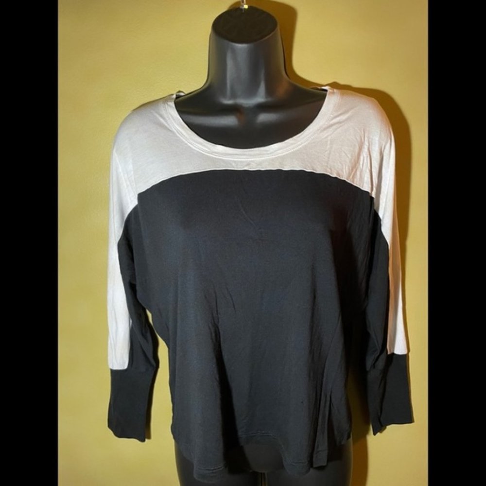 Black & White Dolman Sleeve Shirt